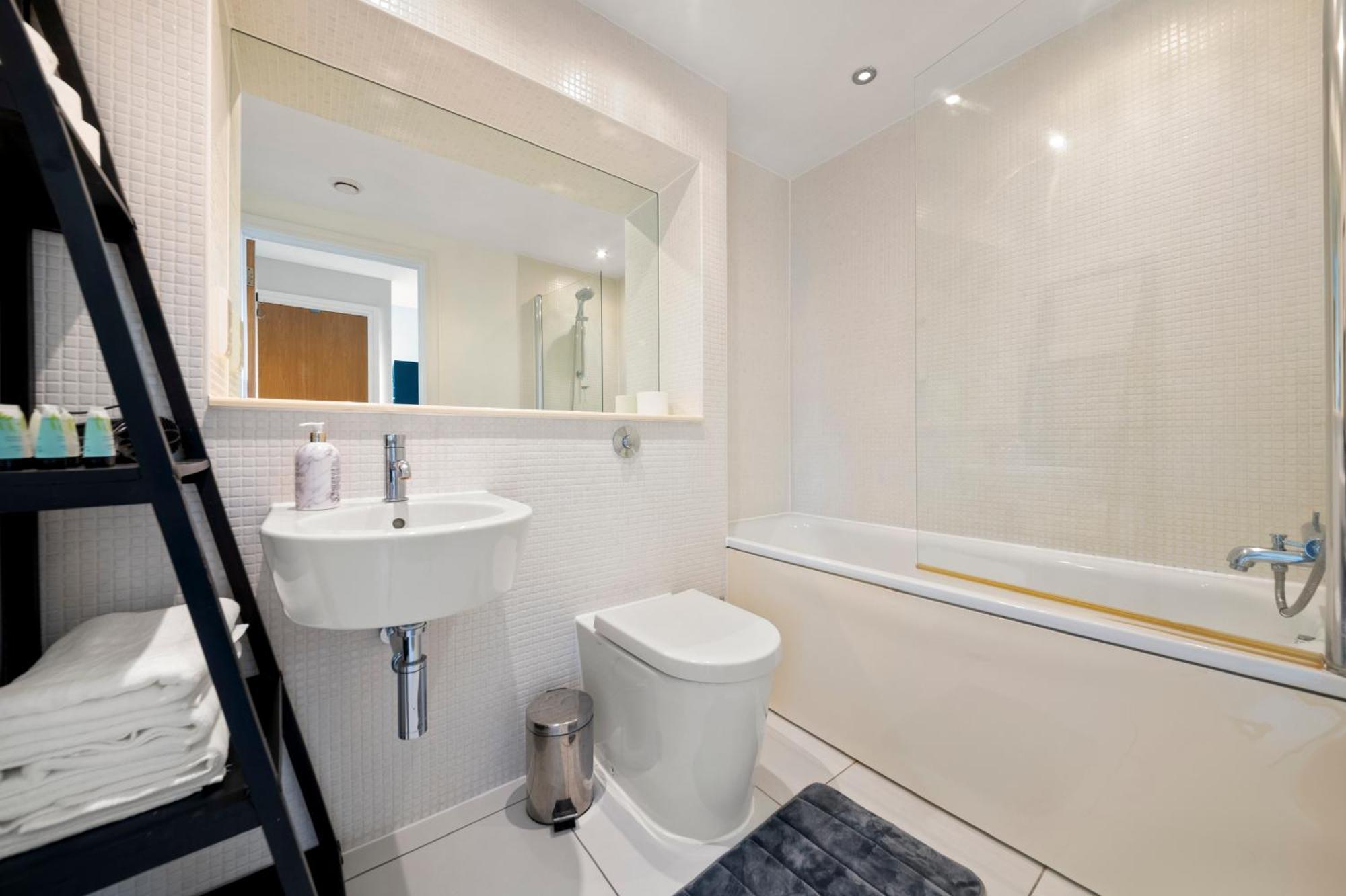 Londwell, Canary Wharf Skyline Balcony Suite London Eksteriør bilde